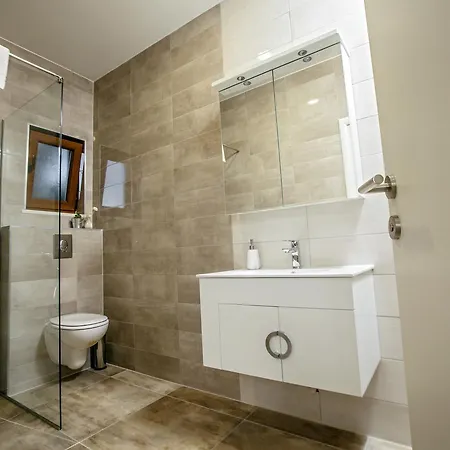 Villa Perinusa Donji Proložac
