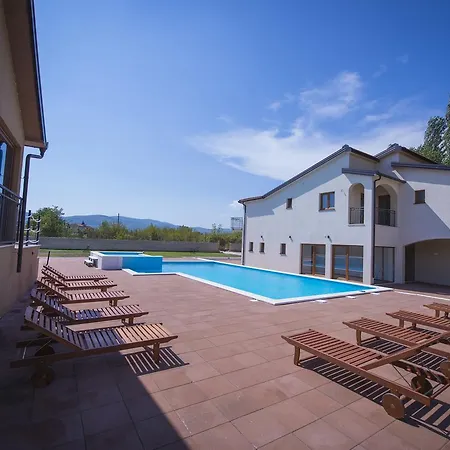 Villa Perinusa